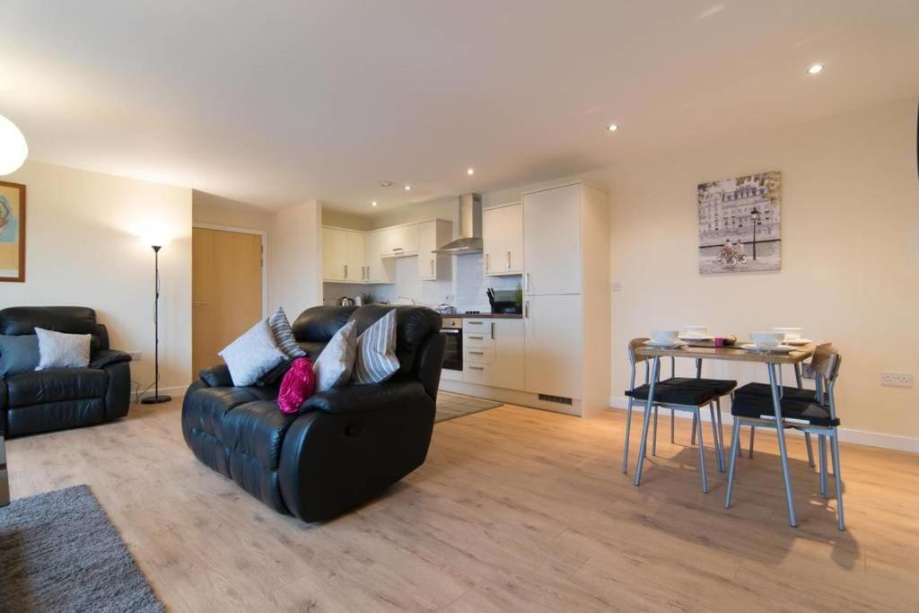 Executive 2 Bed 2 Bath - Free Parking Appartamento Glasgow Esterno foto