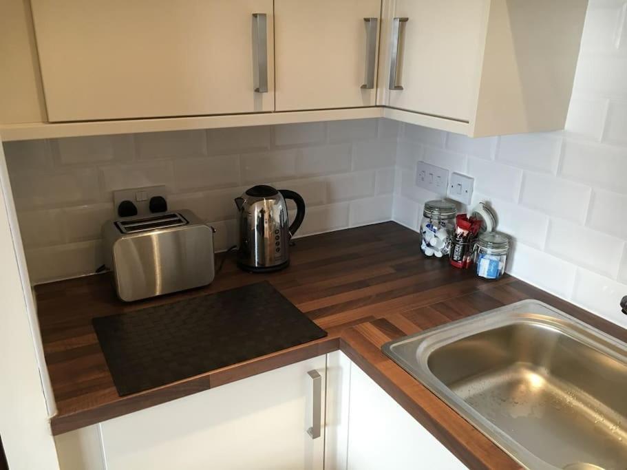 Executive 2 Bed 2 Bath - Free Parking Appartamento Glasgow Esterno foto