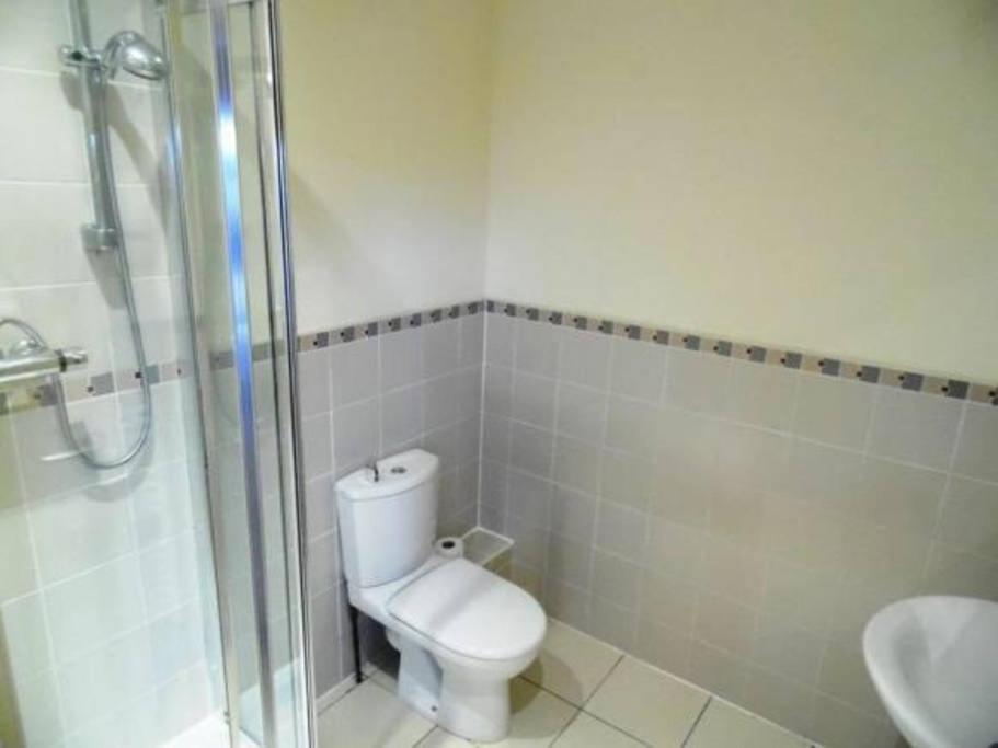 Executive 2 Bed 2 Bath - Free Parking Appartamento Glasgow Esterno foto