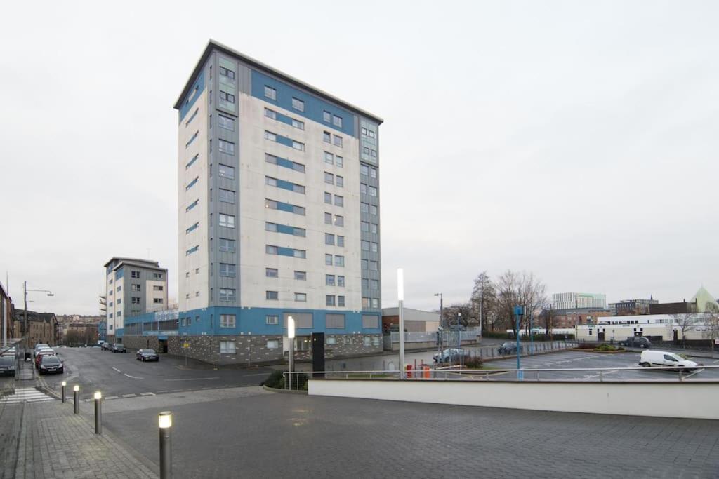 Executive 2 Bed 2 Bath - Free Parking Appartamento Glasgow Esterno foto